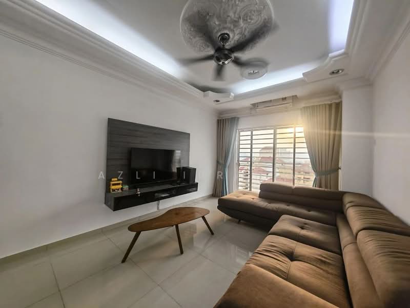Kondominium untuk Dijual di Casa Idaman - Azli Ibrahim - Living Room - PropertyGuru.com.my