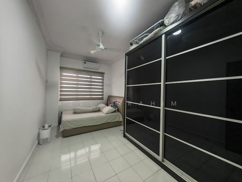 Kondominium untuk Dijual di Casa Idaman - Azli Ibrahim - Bedroom - PropertyGuru.com.my