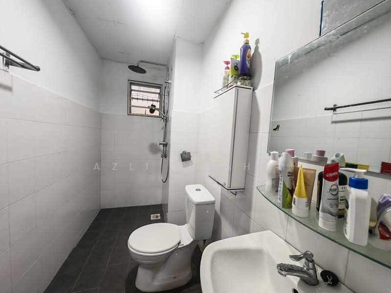 Kondominium untuk Dijual di Casa Idaman - Azli Ibrahim - Bathroom - PropertyGuru.com.my