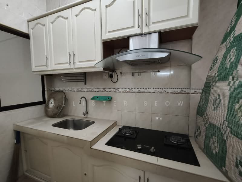 Pangsapuri untuk Disewa di Prima Bayu Apartment - Allister Seow - Kitchen - PropertyGuru.com.my