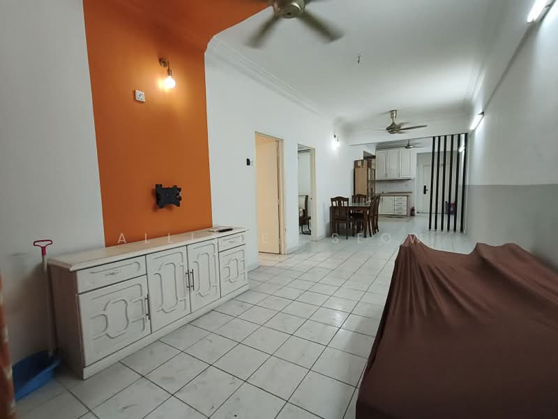 Pangsapuri untuk Disewa di Prima Bayu Apartment - Allister Seow - Living Room - PropertyGuru.com.my