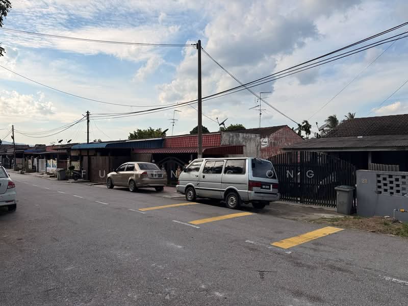 Rumah Teres 1 Tingkat untuk Dijual di Taman Universiti (Skudai) - Fu Heng Chong - Exterior - PropertyGuru.com.my