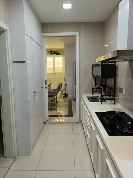 Kondominium untuk Disewa di Pavilion Hilltop - Kelvin Loo - Kitchen - PropertyGuru.com.my