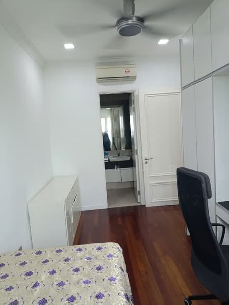 Kondominium untuk Disewa di Pavilion Hilltop - Kelvin Loo - Bedroom - PropertyGuru.com.my