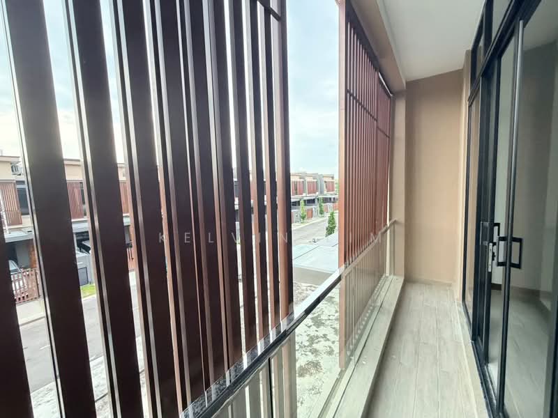 Rumah Teres 2 Tingkat untuk Dijual di Puteri Harbour (Iskandar Puteri (Nusajaya)) - Kelvin Lim - Balcony - PropertyGuru.com.my