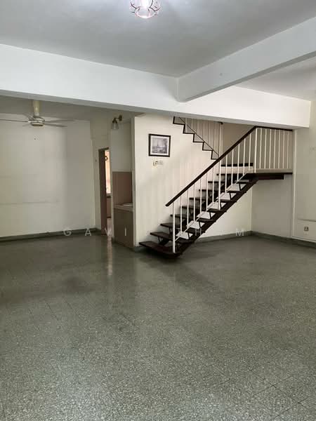 2-storey Terraced House for Sale in Taman Overseas Union (Taman Oug) (Jalan Klang Lama (Old Klang Road)) - Gavin Tham - Living Room - PropertyGuru.com.my