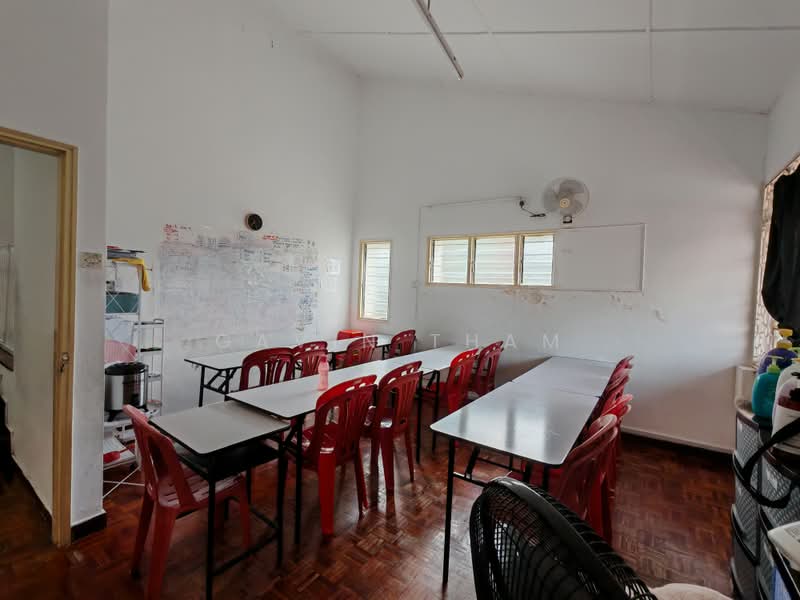 2-storey Terraced House for Sale in Taman Overseas Union (Taman Oug) (Jalan Klang Lama (Old Klang Road)) - Gavin Tham - Study - PropertyGuru.com.my
