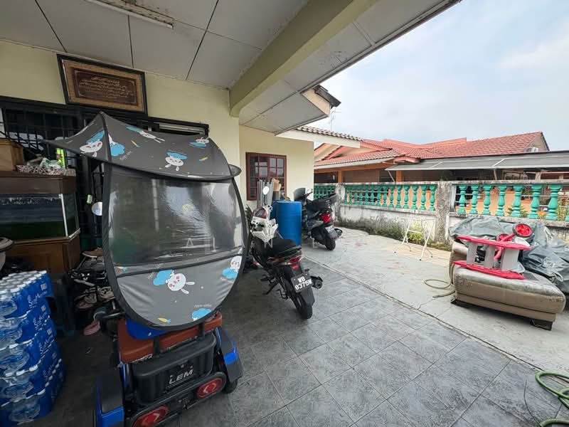 1-storey Terraced House for Sale in Taman Cheras Perdana (Cheras) - Alan Lee - Exterior - PropertyGuru.com.my