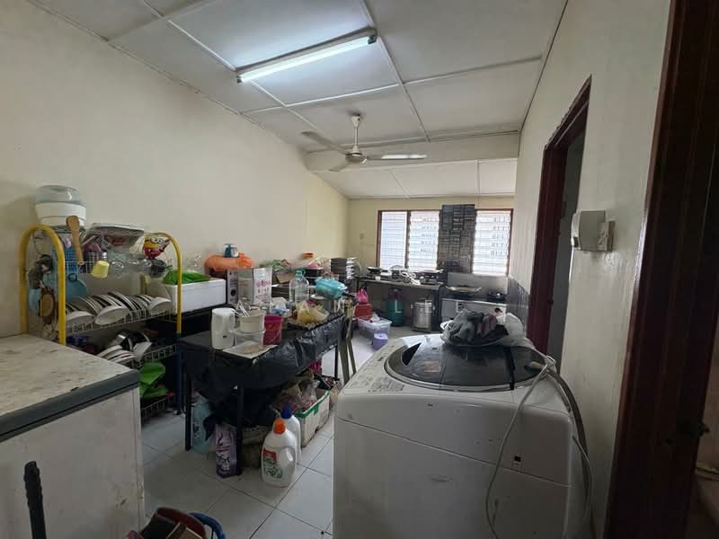 1-storey Terraced House for Sale in Taman Cheras Perdana (Cheras) - Alan Lee - Kitchen - PropertyGuru.com.my