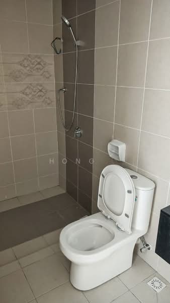 Flat for Rent at IDEAL VENICE RESIDENCY - Hong . - Bathroom - PropertyGuru.com.my