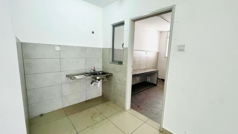 Kondominium untuk Disewa di MTD Residensi Sutera Vista - Maya Myra - Kitchen - PropertyGuru.com.my