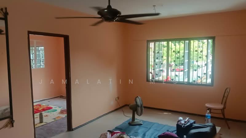 Flat for Sale at Flat PKNS Section 7 - Jamalatin Mesen - Interior - PropertyGuru.com.my