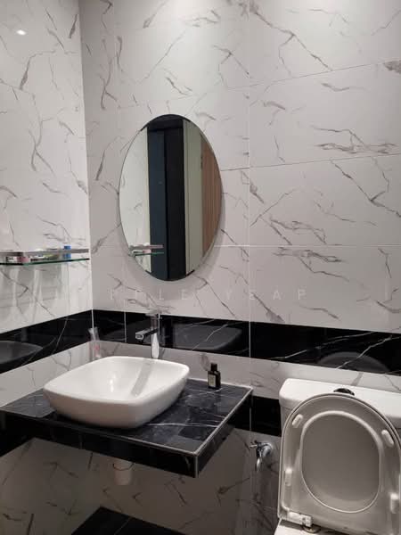 Kondominium untuk Disewa di QuayWest Residence - Apple Yeap - Bathroom - PropertyGuru.com.my
