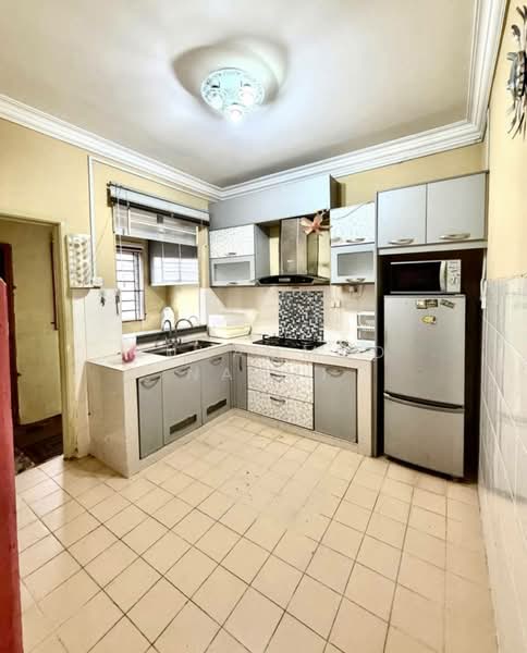 2-storey Terraced House for Sale in Binjai (Terengganu) - Muhammad Najmi - Kitchen - PropertyGuru.com.my