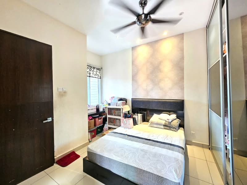 2.5-storey Terraced House for Sale in Bandar Sungai Long (Selangor) - Kew . - Bedroom - PropertyGuru.com.my
