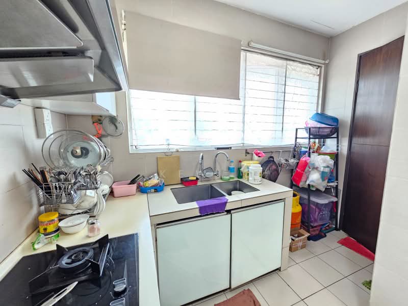 2.5-storey Terraced House for Sale in Bandar Sungai Long (Selangor) - Kew . - Kitchen - PropertyGuru.com.my