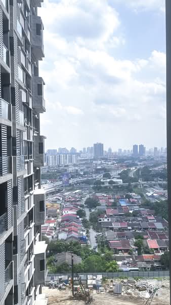 Servis Apartment untuk Disewa di Petalz Residences - Yanise Lee - View - PropertyGuru.com.my
