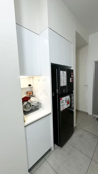 Servis Apartment untuk Disewa di Petalz Residences - Yanise Lee - Kitchen - PropertyGuru.com.my