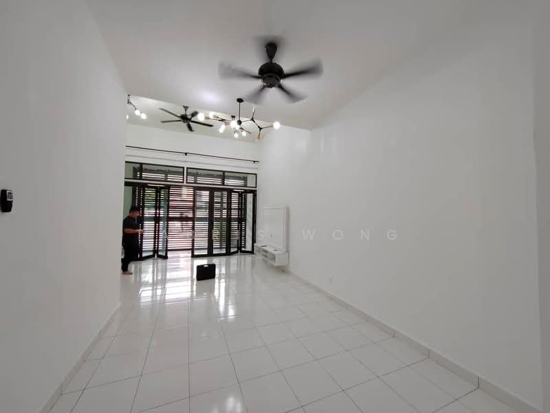 2-storey Terraced House for Sale in Klang (Selangor) - Tabris Wong - Living Room - PropertyGuru.com.my