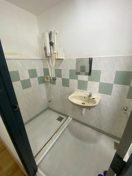 Apartment for Rent at Sri Impian Apartment - Ms Goh - PropertyGuru.com.my