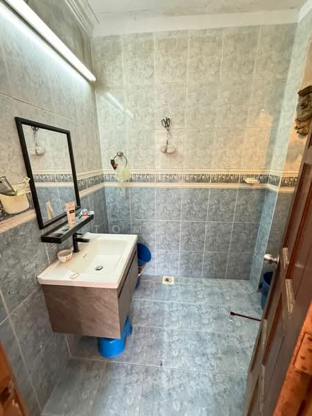 Rumah Teres 2 Tingkat untuk Dijual di Seksyen 6 (Kota Damansara) - Tom Yip - Bathroom - PropertyGuru.com.my