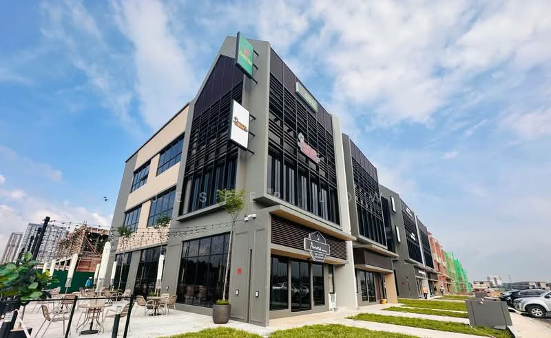 Shop for Rent in Iskandar Puteri (Nusajaya) (Johor) - Jesper Low - Exterior - PropertyGuru.com.my
