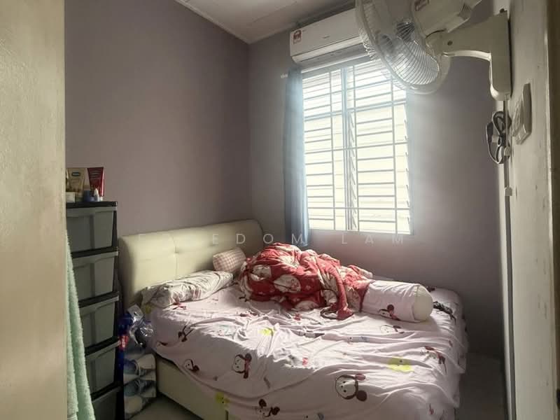 Terraced House for Sale in Taman Pulai Jaya (Kulai) - Freedom Lam - Bedroom - PropertyGuru.com.my