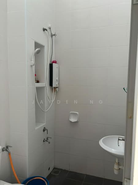 Rumah Teres 2 Tingkat untuk Dijual di Setia Eco Gardens (Gelang Patah) - Jayden Ng - Bathroom - PropertyGuru.com.my