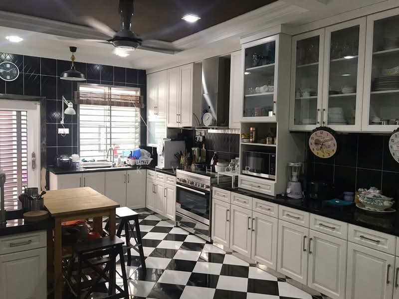 Rumah Teres 2 Tingkat untuk Dijual di Bandar Dato Onn (Tebrau) - Kev Hor - PropertyGuru.com.my