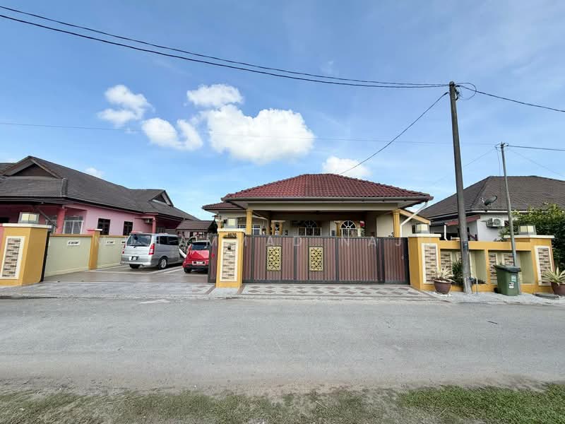 Bungalow for Sale in Dungun (Terengganu) - Muhammad Najmi - Exterior - PropertyGuru.com.my