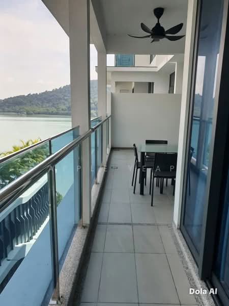 Kondominium untuk Disewa di Queens Residences Q1 @ Queens Waterfront - Apple Yeap - Balcony - PropertyGuru.com.my