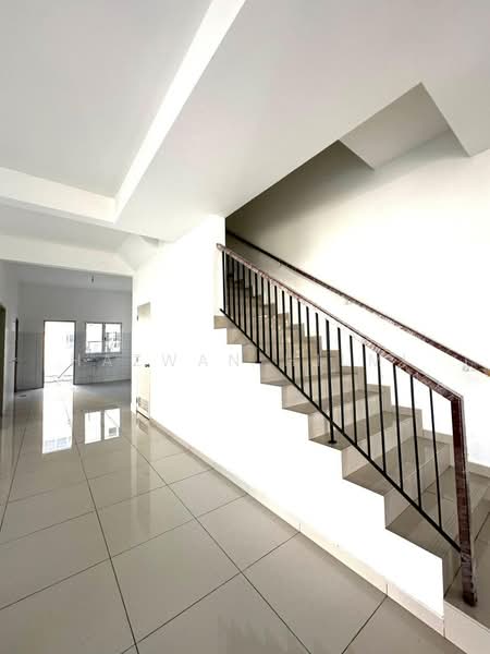 2-storey Terraced House for Sale in Bandar Rimbayu (Telok Panglima Garang) - Hazwan Hilmi - Interior - PropertyGuru.com.my