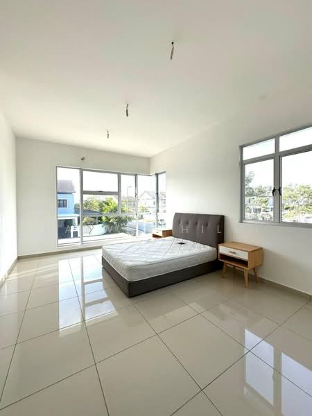 2-storey Terraced House for Sale in Bandar Rimbayu (Telok Panglima Garang) - Hazwan Hilmi - Bedroom - PropertyGuru.com.my