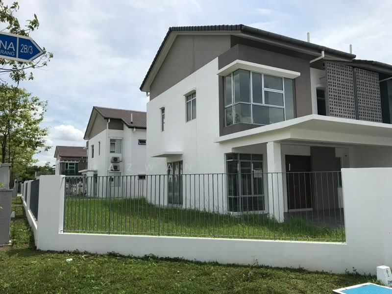 2-storey Terraced House for Sale in Bandar Rimbayu (Telok Panglima Garang) - Hazwan Hilmi - Exterior - PropertyGuru.com.my