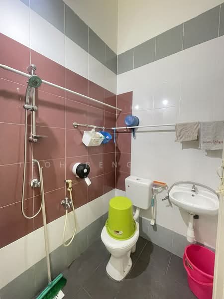 Rumah Teres 1 Tingkat untuk Dijual di Ipoh (Perak) - Oscar Teoh - Bathroom - PropertyGuru.com.my