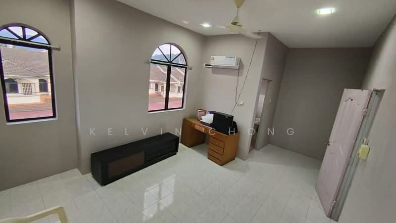 2.5-storey Terraced House for Sale in Taman Ipoh Timur (Ipoh) - Kelvin Chong - PropertyGuru.com.my