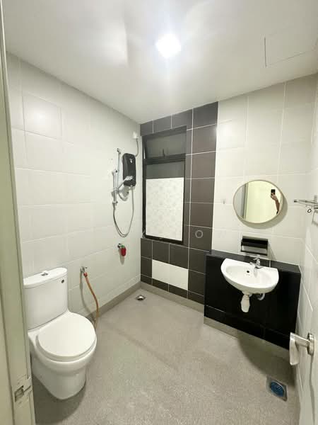 Apartment for Sale at Austin Regency (Pangsapuri Austin Perdana) - Alex How - Bathroom - PropertyGuru.com.my