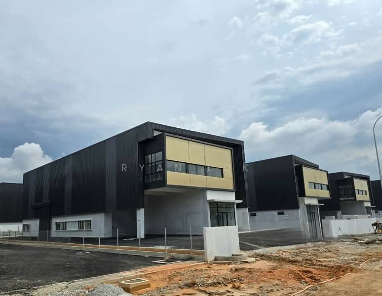 Factory for Rent in Bandar Bukit Raja (Klang) - Ryan Lok - Exterior - PropertyGuru.com.my