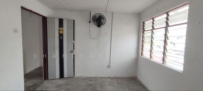 Rumah Teres 2 Tingkat untuk Dijual di Taman Budiman (Banting) - Shahidan Ismail - Interior - PropertyGuru.com.my