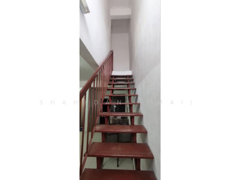 Rumah Teres 2 Tingkat untuk Dijual di Taman Budiman (Banting) - Shahidan Ismail - Interior - PropertyGuru.com.my
