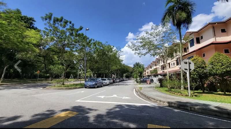 Townhouse for Rent in Petaling Jaya (Selangor) - Jasmine Lee - Exterior - PropertyGuru.com.my