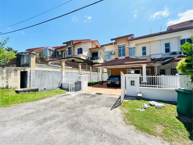 Semi-Detached House for Sale in Saujana Impian (Kajang) - Hazwan Hilmi - Exterior - PropertyGuru.com.my