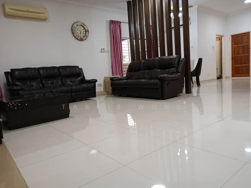 Rumah Berkembar untuk Dijual di Bukit Raja (Selangor) - Tabris Wong - Living Room - PropertyGuru.com.my