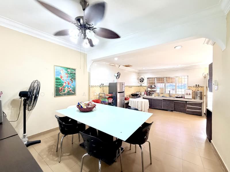 Rumah Teres 2 Tingkat untuk Dijual di Taman Putra Perdana (Puchong) - Mohd Aizat Saiful Bahri - Kitchen - PropertyGuru.com.my
