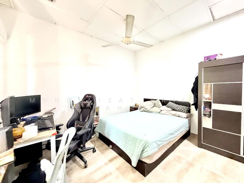 Rumah Teres 2 Tingkat untuk Dijual di Taman Putra Perdana (Puchong) - Mohd Aizat Saiful Bahri - Bedroom - PropertyGuru.com.my