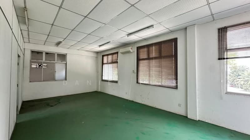 Semi-D Factory for Rent in Ulu Tiram (Johor) - Daniel Yong - Interior - PropertyGuru.com.my