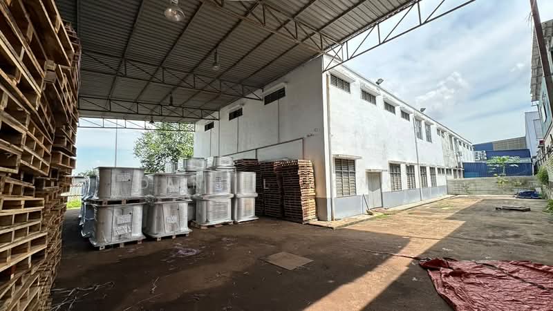 Semi-D Factory for Rent in Ulu Tiram (Johor) - Daniel Yong - Exterior - PropertyGuru.com.my