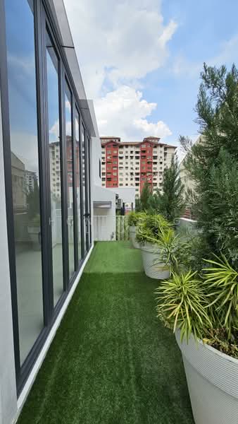 2-storey Terraced House for Sale in Taman Desa (Kuala Lumpur) - Hon Meng Leon - Balcony - PropertyGuru.com.my