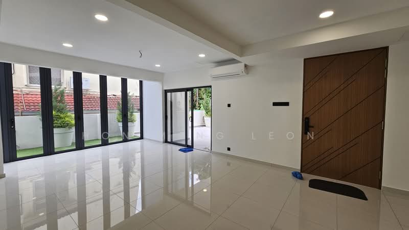 2-storey Terraced House for Sale in Taman Desa (Kuala Lumpur) - Hon Meng Leon - Living Room - PropertyGuru.com.my
