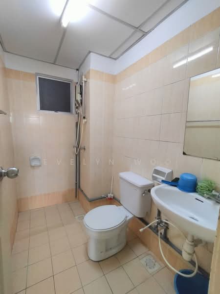 Apartment for Rent at Suriamas - Evelyn Woo - Bathroom - PropertyGuru.com.my